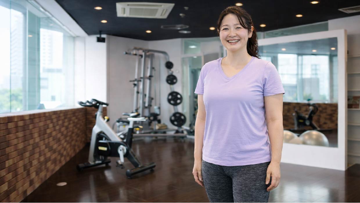 見た目の「若々しさ」にこだわります。姿勢改善やアンチエイジング